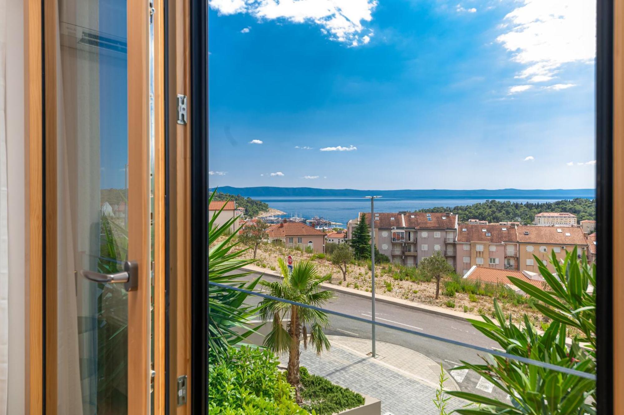 Luxury Adria Sea City & Mountain View Apartment ماكارسكا المظهر الخارجي الصورة