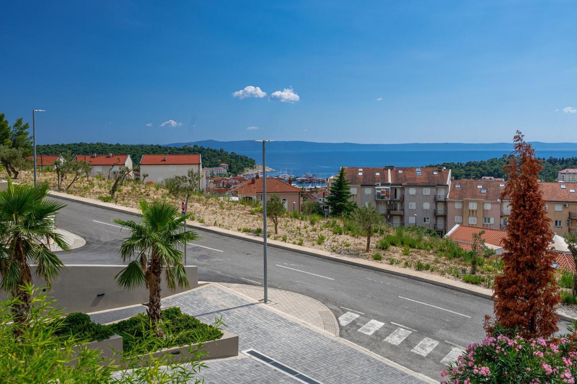 Luxury Adria Sea City & Mountain View Apartment ماكارسكا المظهر الخارجي الصورة