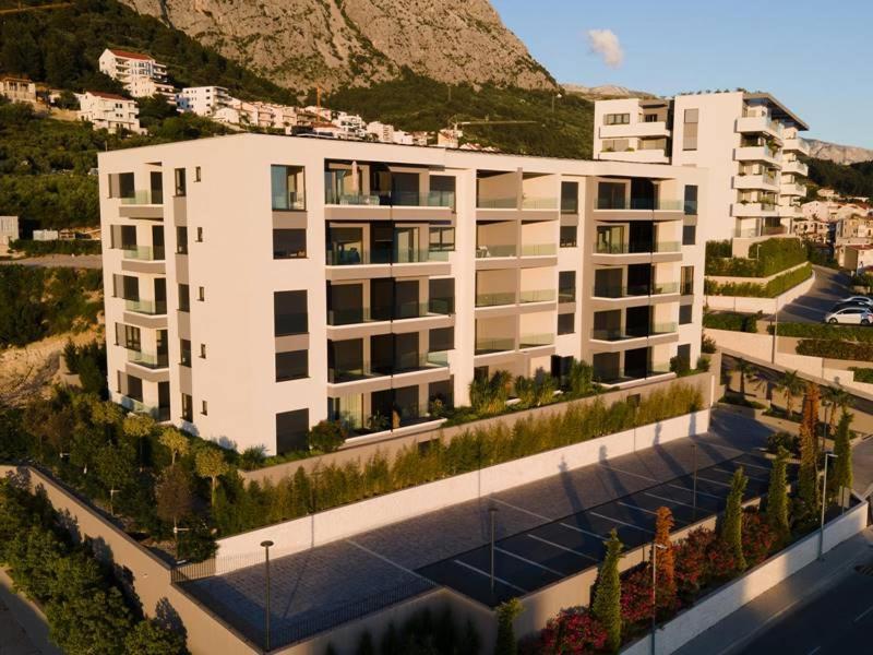 Luxury Adria Sea City & Mountain View Apartment ماكارسكا المظهر الخارجي الصورة